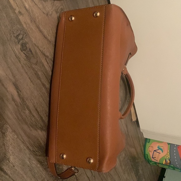 Michael Kors Hamilton Bag - Picture 5 of 5